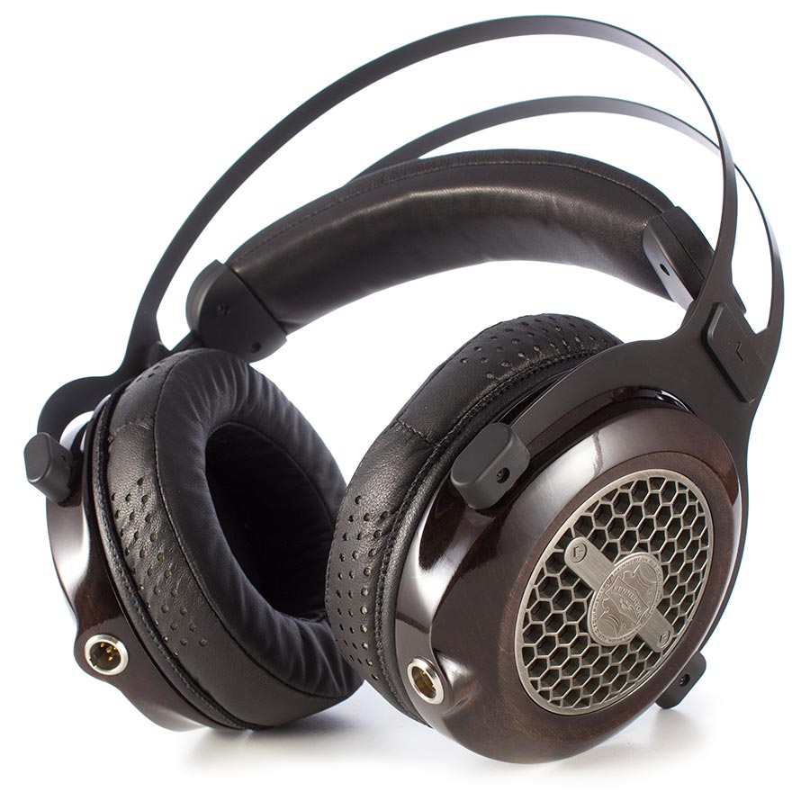 Kennerton-Vali-Neoteric-dask-1